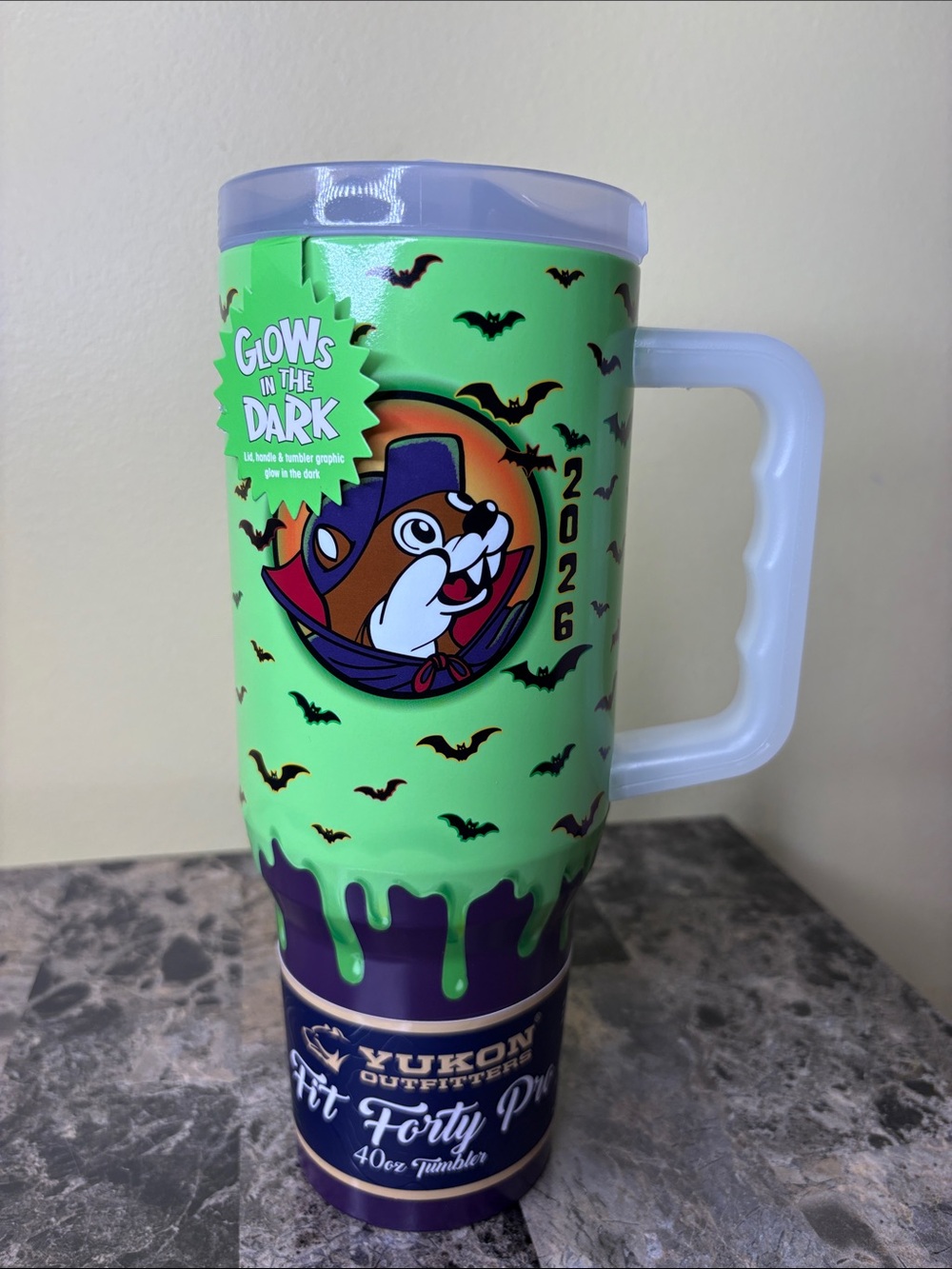 2026 NEW Bucees Halloween
Glow in The Dark Tumbler Cup 40 oz Yukon Outfitters